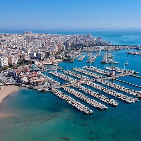 Apartment Casa La Luna Torrevieja Eksteriør bilde